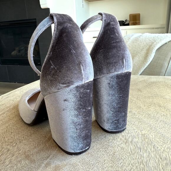 Diane Bennet Velvet Block Heel Ankle Strap Pumps Taupe 3.5" Made in Italy 38 - Picture 4 of 9